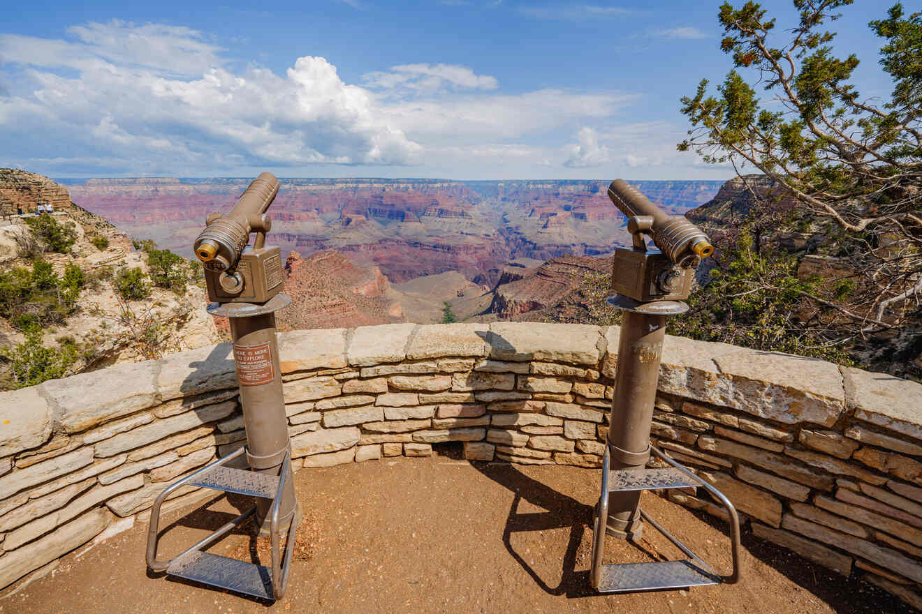 A view point looking over the grand canyon around Tusayan, where to stay in Grand Canyon for the first time